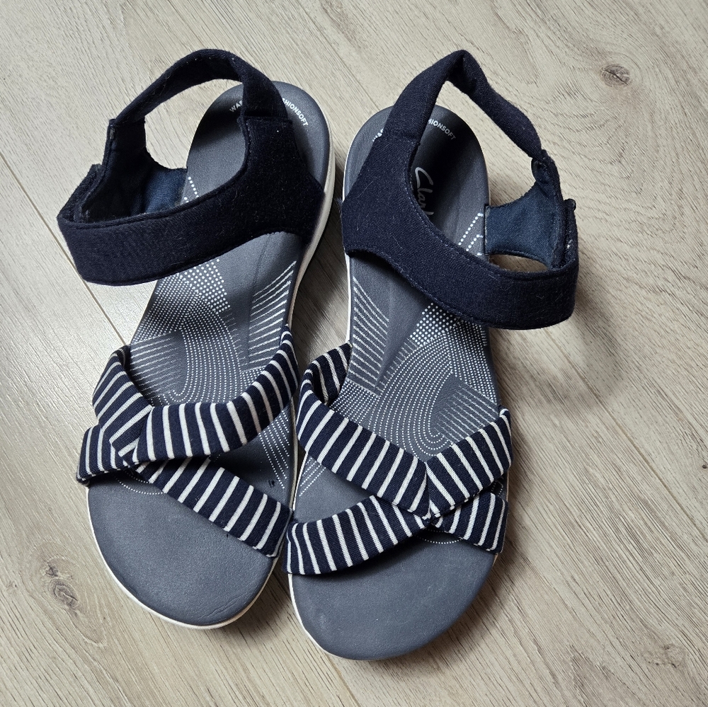 Clark's Women's Navy Stripped CloudSteppers Sandals Size 10